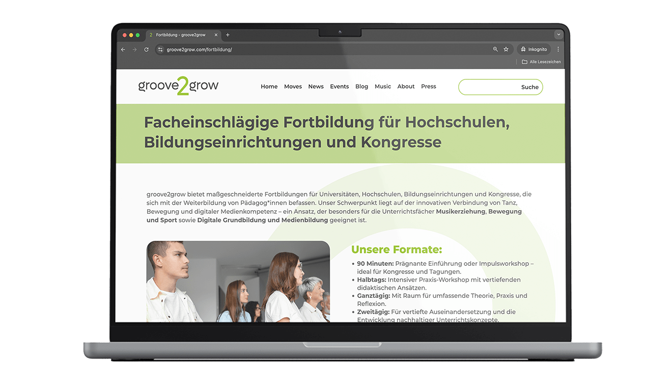Ein Laptop zeigt die groove2grow-Webseite für facheinschlägige Fortbildungen an Hochschulen, Universitäten und Kongressen.